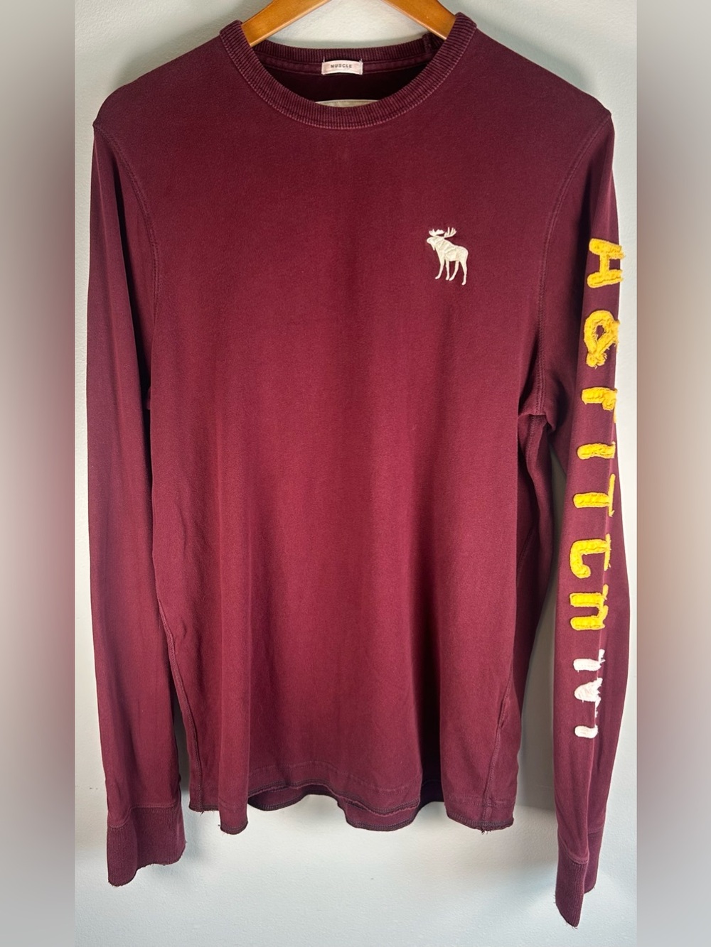 Abercrombie & Fitch Long Sleeve Shirt XL Muscle Embroidered Spellout Moose Y2K